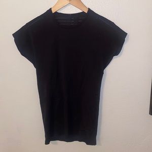 Lululemon laser cut tee